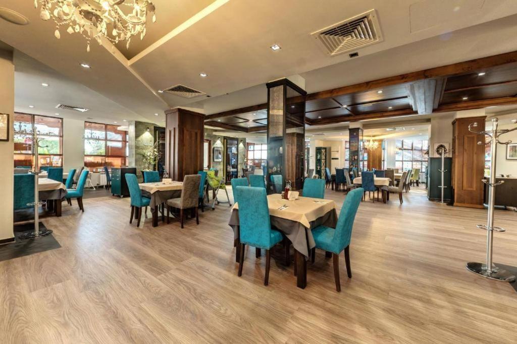 Luxury Apartment In Belvedere Club Hotel Банско Экстерьер фото