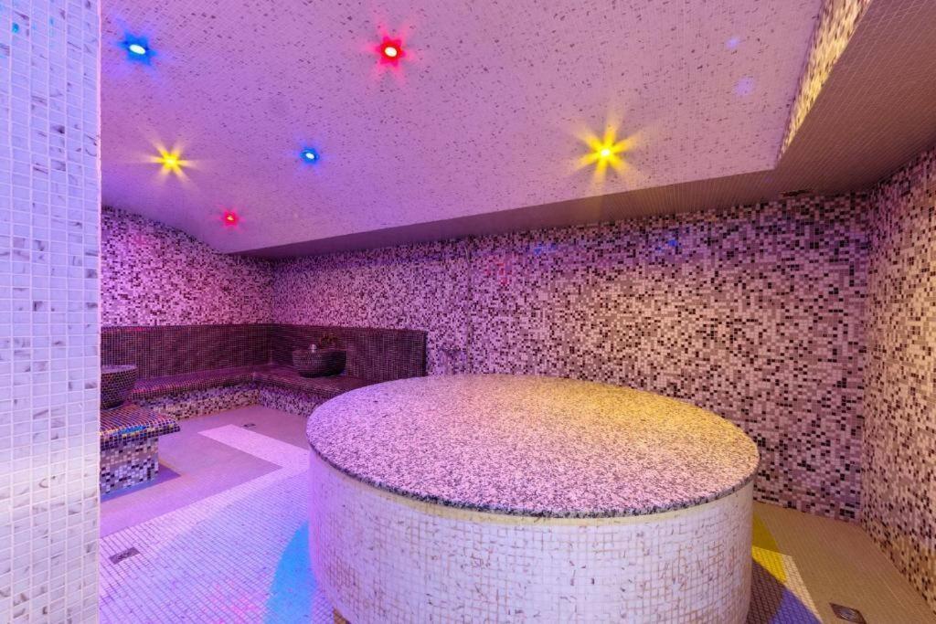 Luxury Apartment In Belvedere Club Hotel Банско Экстерьер фото